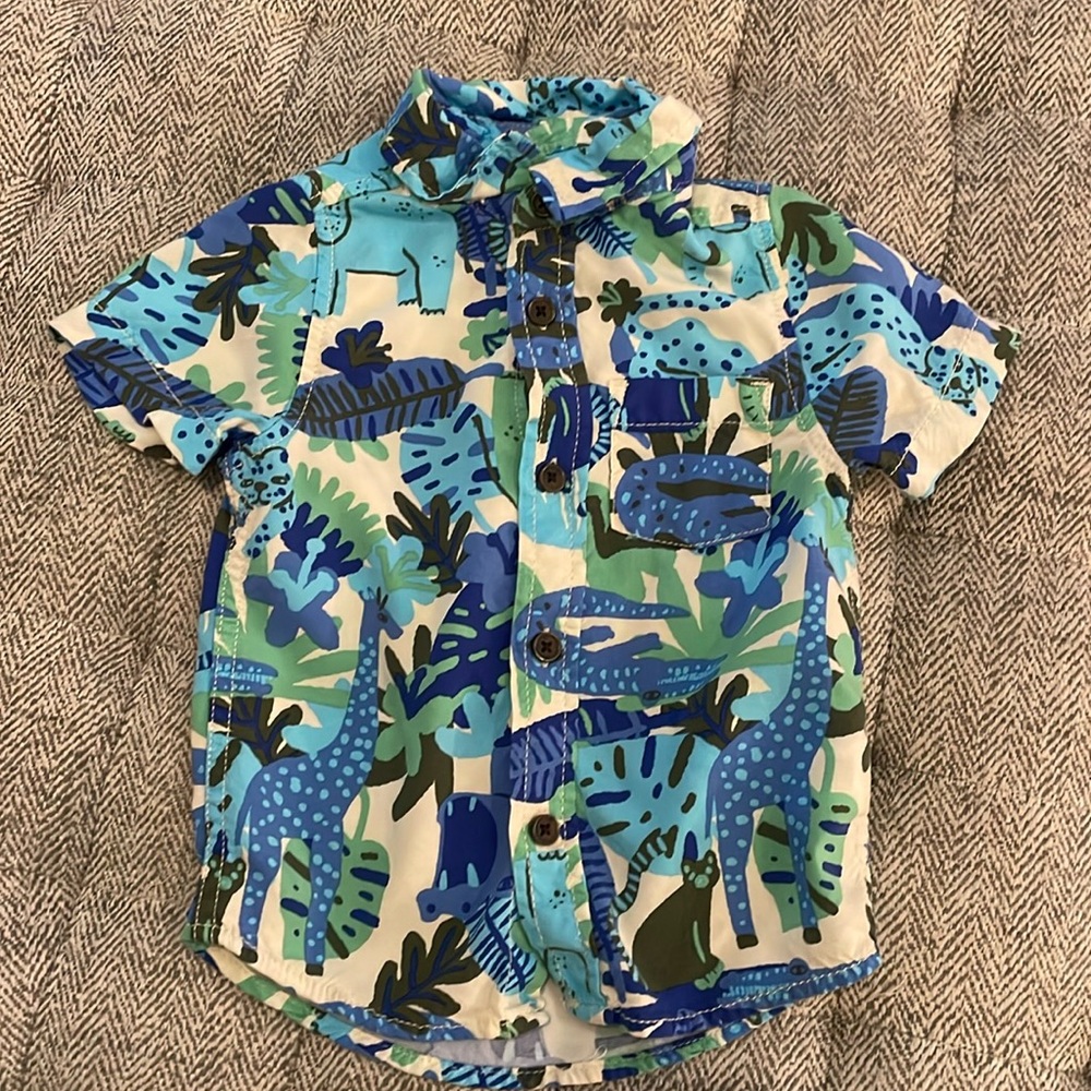 Cat & Jack animal safari button down size 18 mths